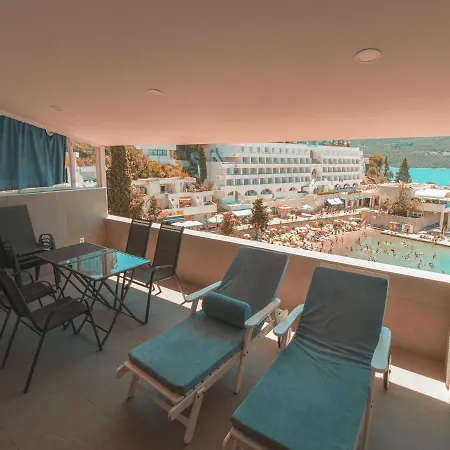 Apartment Comfort With Sea View *