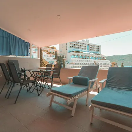 Comfort With Sea View
